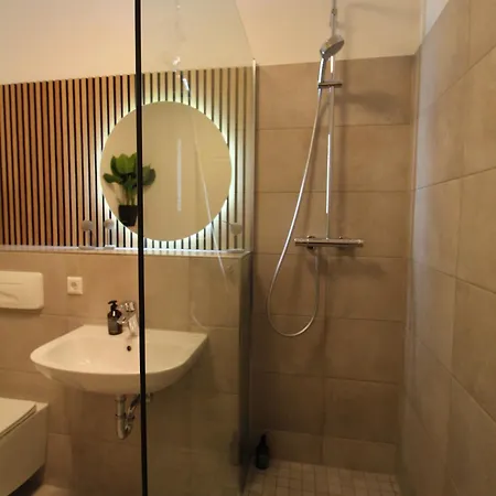 Apartment Zentrales Hochwertiges Gruenderzeit-apartment Thomasius Leipzig